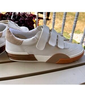 Dolce Vita Zeon White Tan Sneakers Size 7.5 Womens Leather Casual Shoes NWB